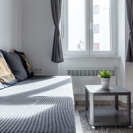 Flexible Selfcheckins 13 & 14 - Le Petit & Le Grand Zagreb - Centre - New - Apartments Repinc Экстерьер фото