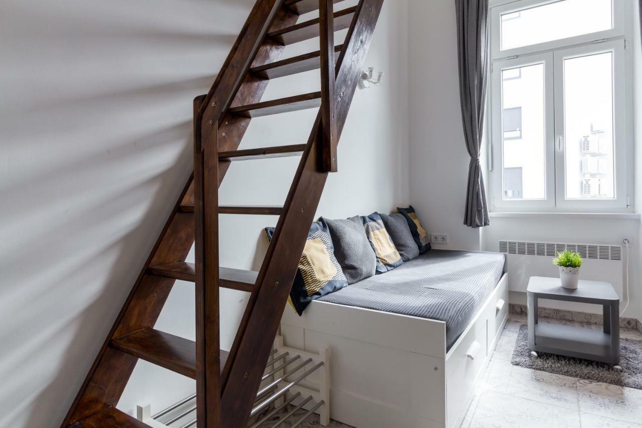 Flexible Selfcheckins 13 & 14 - Le Petit & Le Grand Zagreb - Centre - New - Apartments Repinc Экстерьер фото