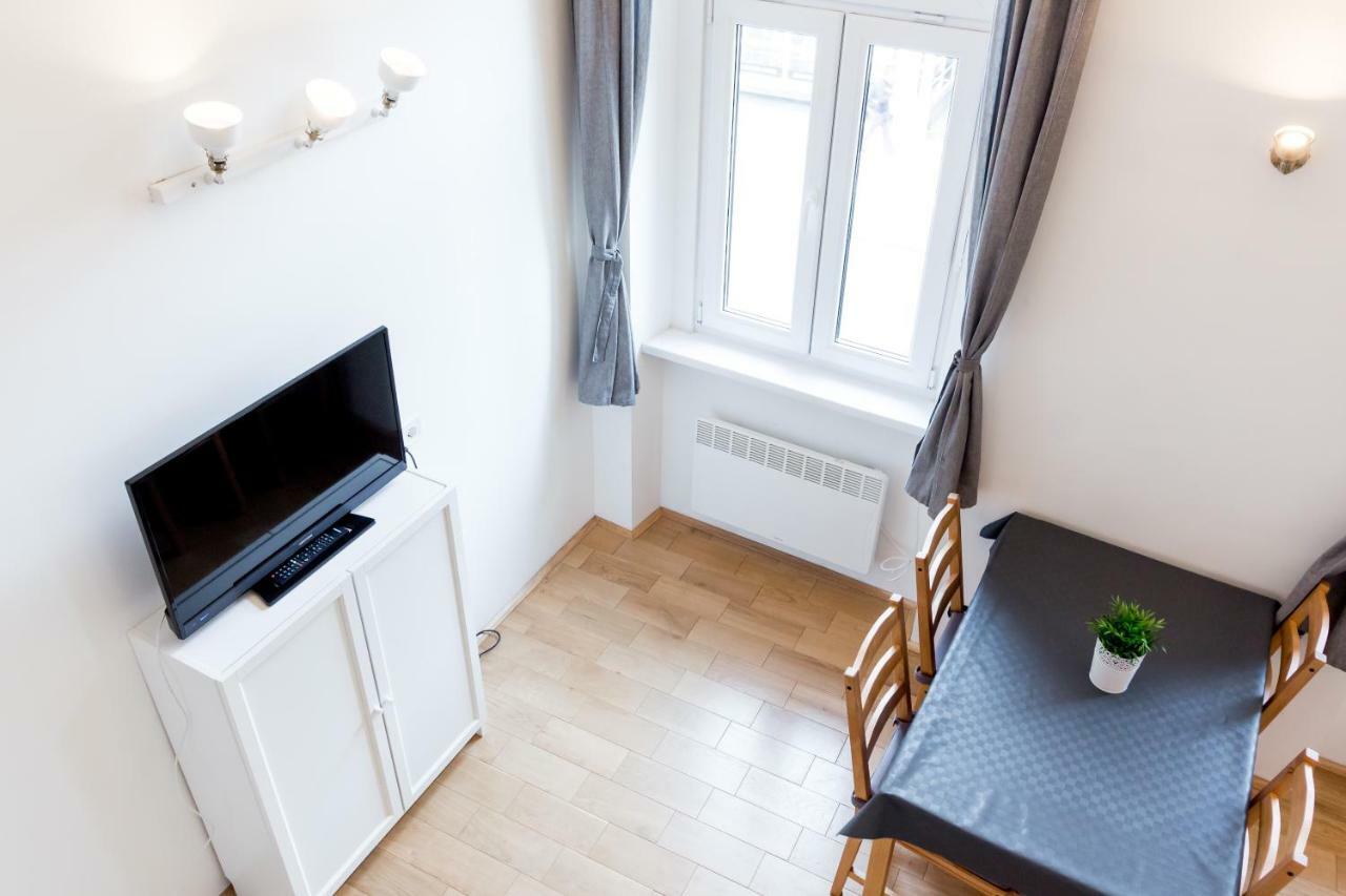 Flexible Selfcheckins 13 & 14 - Le Petit & Le Grand Zagreb - Centre - New - Apartments Repinc Экстерьер фото